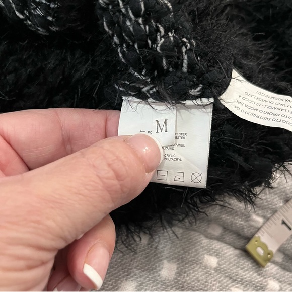 METALLIC  COLOUR BLOCK SHAGGY SWEATER BY PAQUITO - Picture 8 of 12